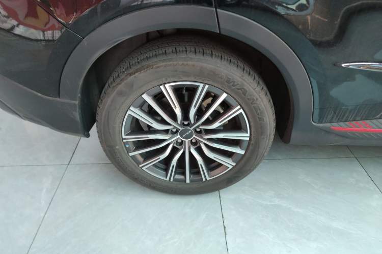 Used JETOUR X70 PRO 2023 1.5T DCT Comfort Edition 7-Seater Right Rear Wheel Hub