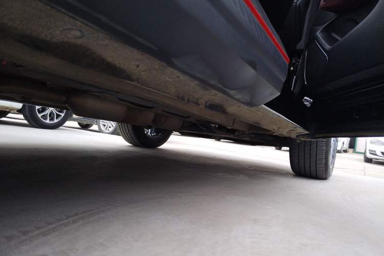 Used JETOUR X70 PRO 2023 1.6T DCT Enjoy MAX 5-seater Right Side Sill