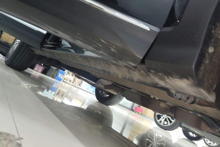 Used JETOUR X70 PRO 2023 1.6T DCT Enjoy PRO 7-Seater Right Side Sill