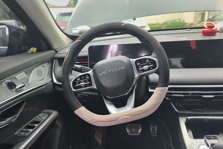 Used JETOUR X70 PRO 2023 1.5T DCT Comfort Edition 5 Seats Steering Wheel