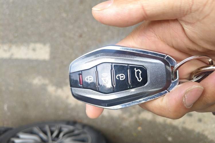 Used JETOUR X70 PRO 2023 1.5T DCT Comfort Edition 7-Seater Interior 1