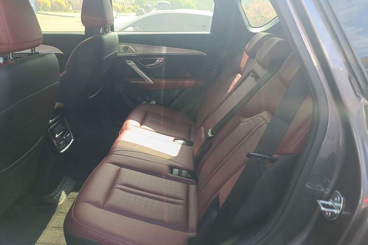 Used JETOUR X70 PRO 2023 1.6T DCT Enjoy MAX 5-seater Left Rear Seat