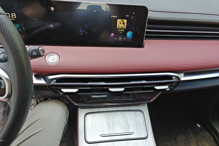 Used JETOUR X70 PRO 2023 1.6T DCT Enjoy PRO 7-Seater Audio And AC Panel