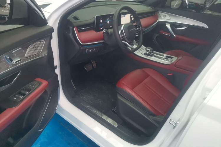 Used JETOUR X70 PRO 2023 1.5T DCT Comfort Edition 7-Seater Driver Seat