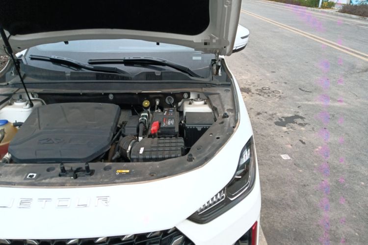 Used JETOUR X70 PRO 2023 1.6T DCT Enjoy PRO 7-Seater Engine Bay Left