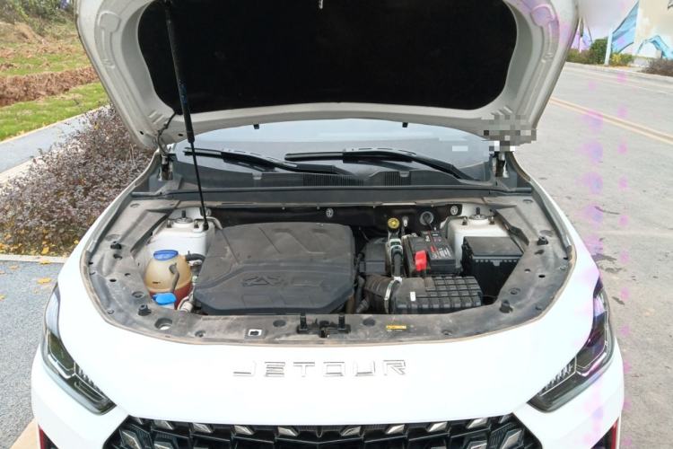 Used JETOUR X70 PRO 2023 1.6T DCT Enjoy PRO 7-Seater Engine Bay