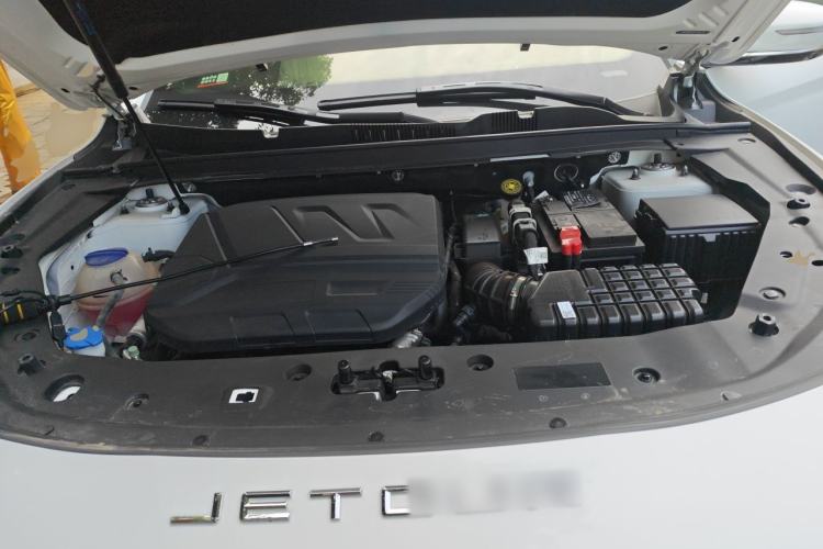 Used JETOUR X70 PRO 2023 1.6T DCT Enjoy MAX 7-Seater Engine Bay