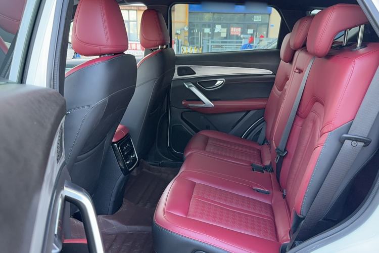Used JETOUR X70 PRO 2023 1.6T DCT Enjoy PRO 7-Seater Interior 3