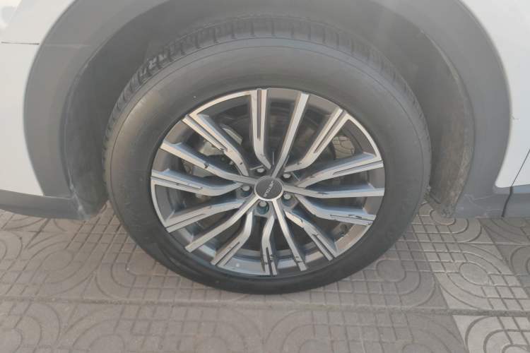 Used JETOUR X70 PRO 2023 1.5T DCT Comfort Edition 5 Seats Left Front Wheel Hub