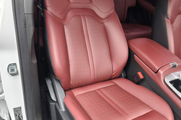 Used JETOUR X70 PRO 2023 1.6T DCT Enjoy PRO 5-Seater Right Front Seat