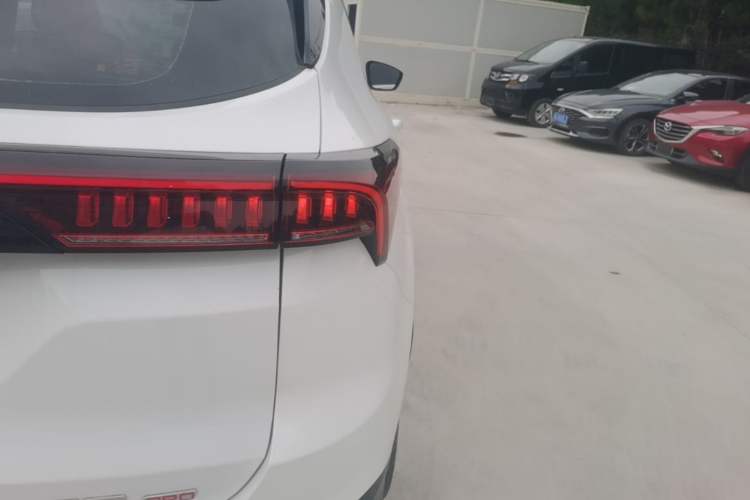 Used JETOUR X70 PRO 2023 1.5T DCT Comfort Edition 5 Seats Right Rear Taillight