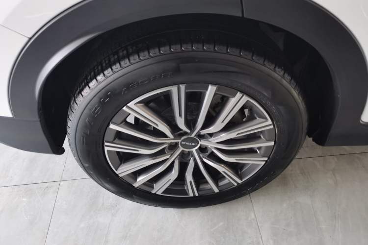 Used JETOUR X70 PRO 2023 1.5T DCT Comfort Edition 7-Seater Right Rear Wheel Hub