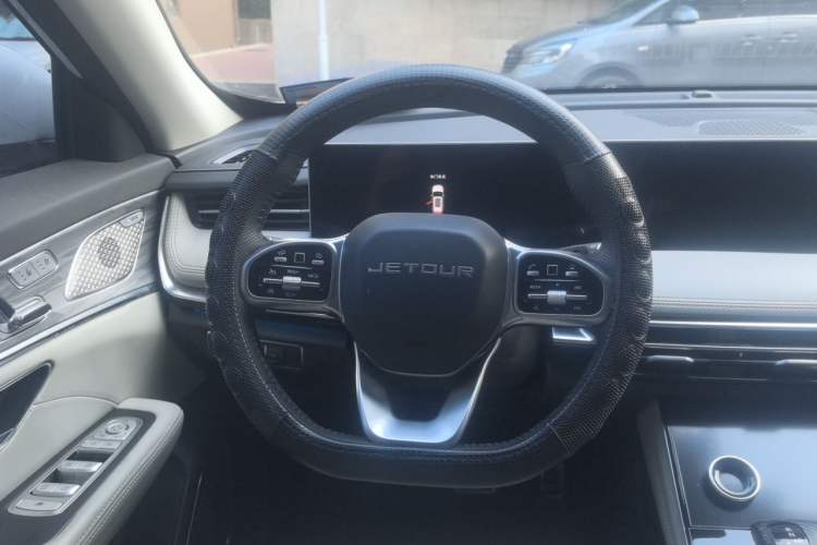Used JETOUR X70 PRO 2023 2.0T DCT Luxury 5-Seater Steering Wheel