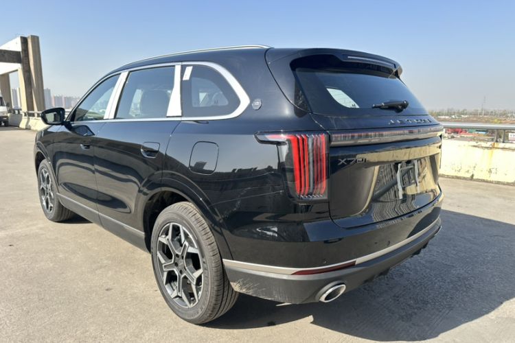 Used JETOUR X70L 2026 Model—1.5TD Dual-Clutch Luxury, 7-seater Exterior 4