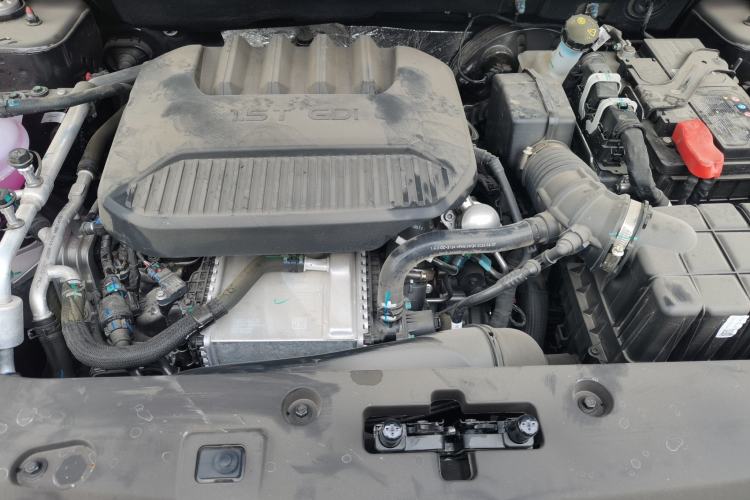 Used JETOUR X70L 2026 Model—1.5TD Dual-Clutch Comfort, 7-seater Engine Bay