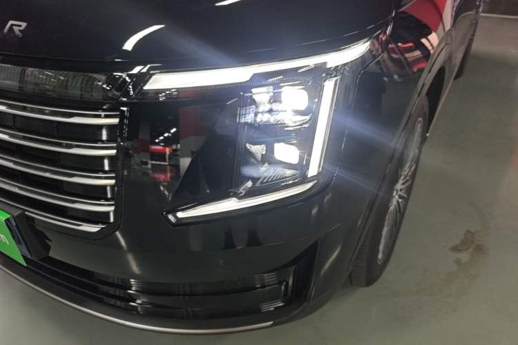 Used JETOUR X70L 2026 Model—2.0TD Automatic Elite, 7-seater Left Front Headlight