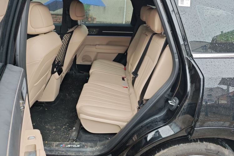Used JETOUR X70L 2026 Model—2.0TD Automatic Elite, 7-seater Left Rear Seat