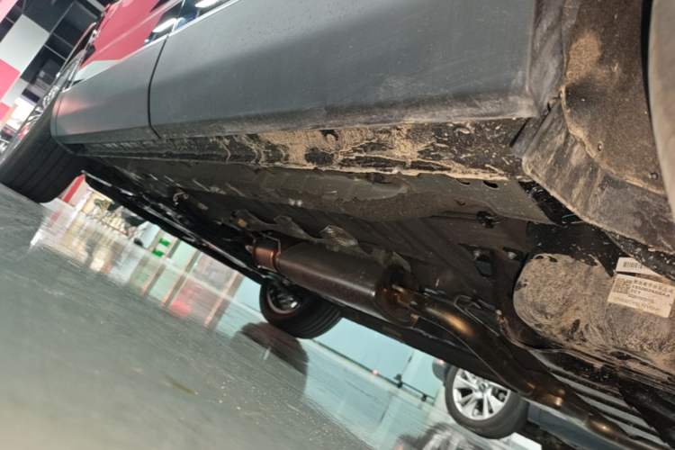 Used JETOUR X70L 2026 Model—2.0TD Automatic Elite, 7-seater Left Side Sill