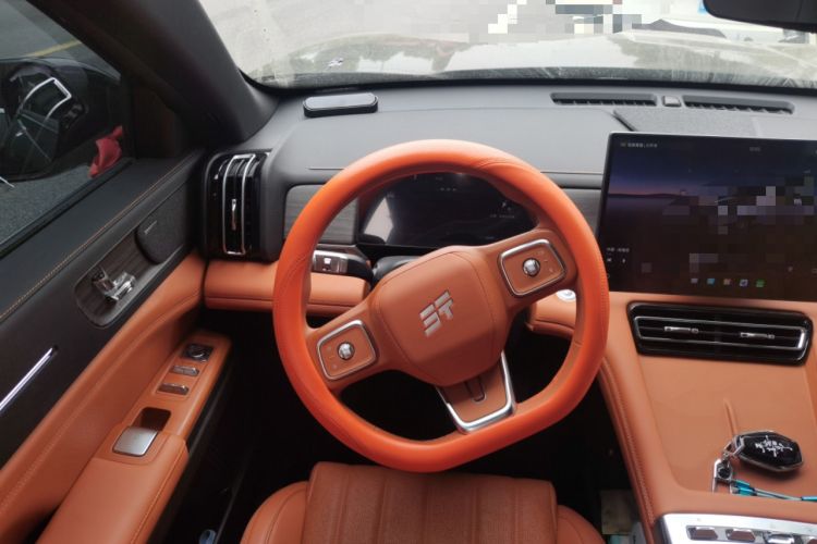 Used JETOUR X70L 2026 Model—1.5TD Dual-Clutch Comfort, 7-seater Steering Wheel
