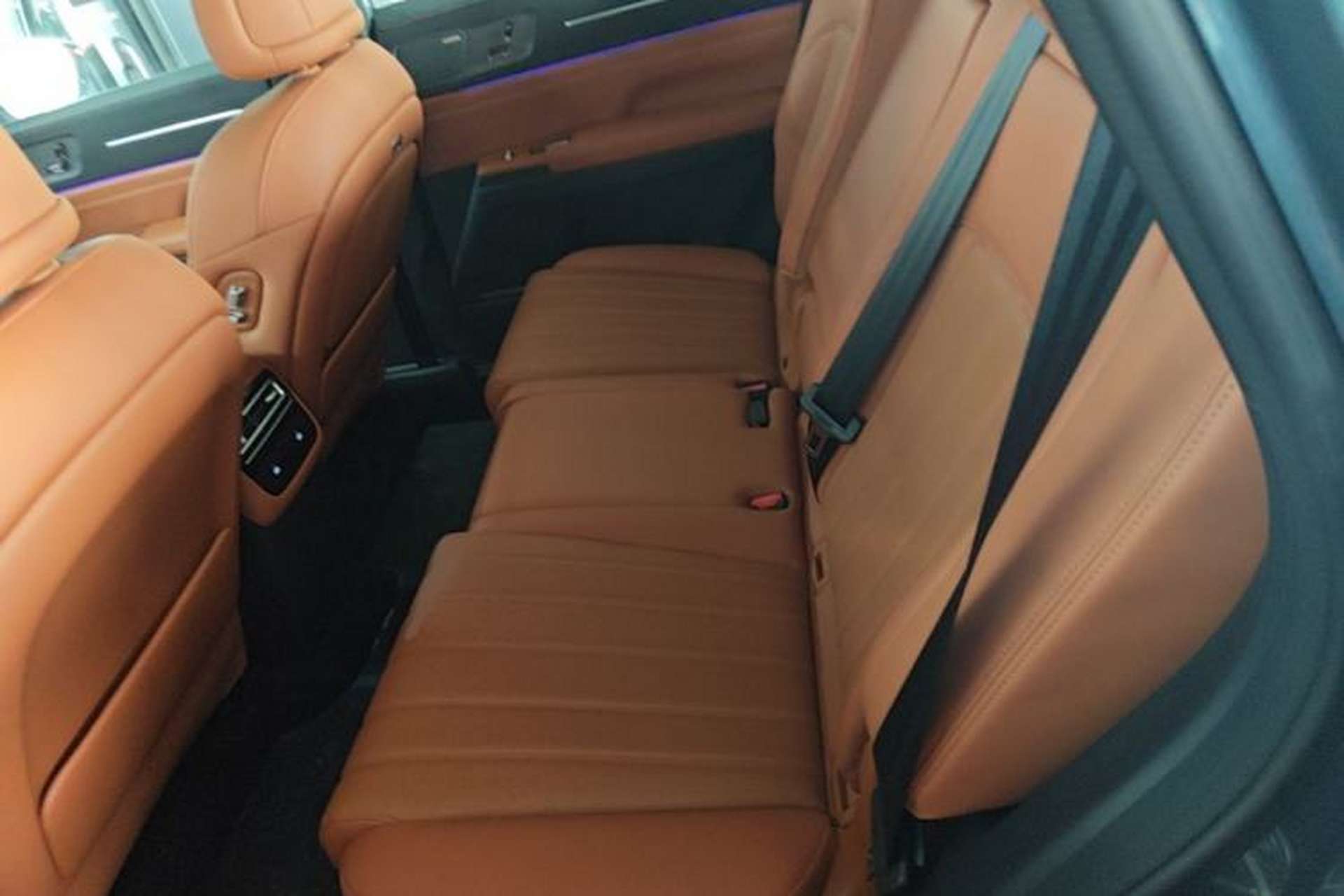 Used JETOUR X70L 2026 Model—2.0TD Automatic Flagship, 7-seater Left Rear Seat
