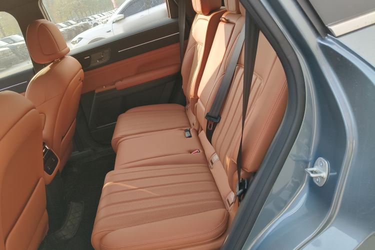 Used JETOUR X70L 2026 Model—2.0TD Automatic Flagship, 7-seater Left Rear Seat