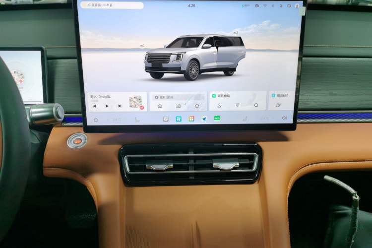 Used JETOUR X70L 2026 Model—2.0TD Automatic Flagship, 7-seater Audio And AC Panel