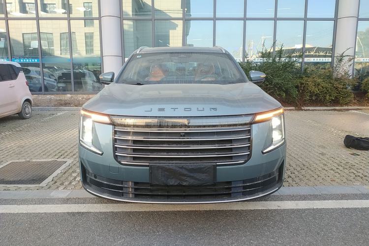 Used JETOUR X70L 2026 Model—1.5TD Dual-Clutch Comfort, 5-seater Front