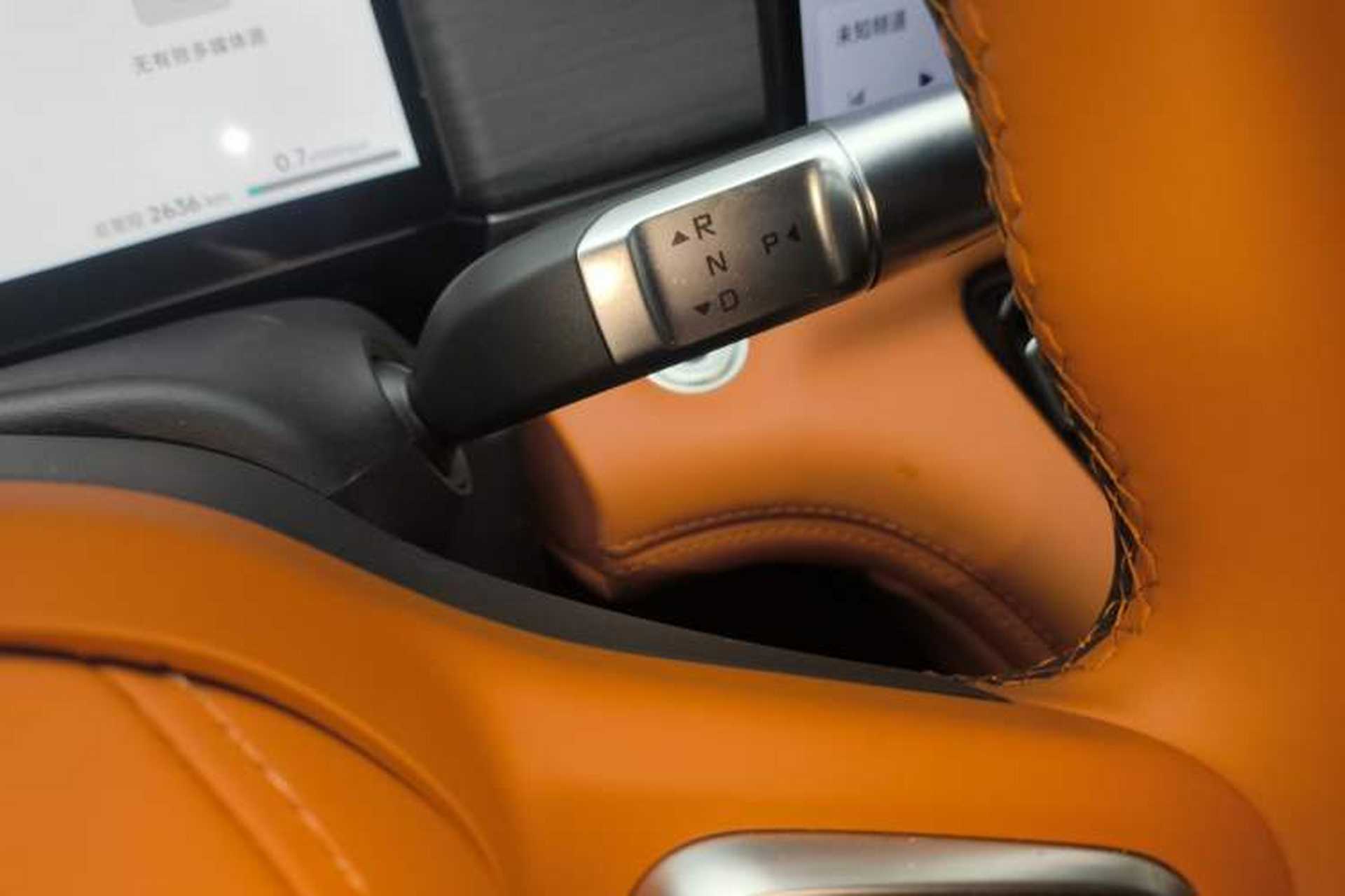 Used JETOUR X70L 2026 Model—2.0TD Automatic Flagship, 7-seater Gear Lever