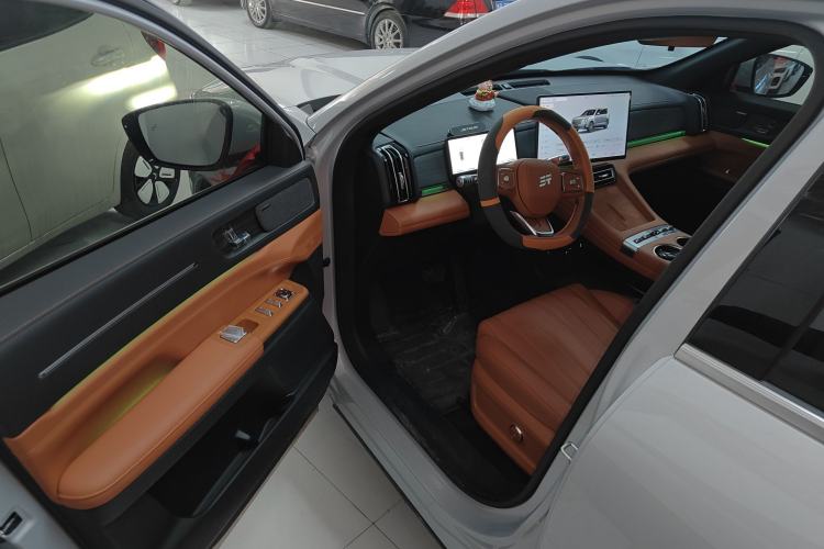 Used JETOUR X70L 2026 Model—2.0TD Automatic Flagship, 7-seater Interior 3