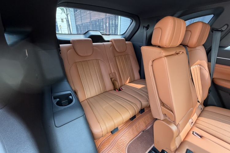 Used JETOUR X70L 2026 Model—2.0TD Automatic Flagship, 7-seater Interior 5