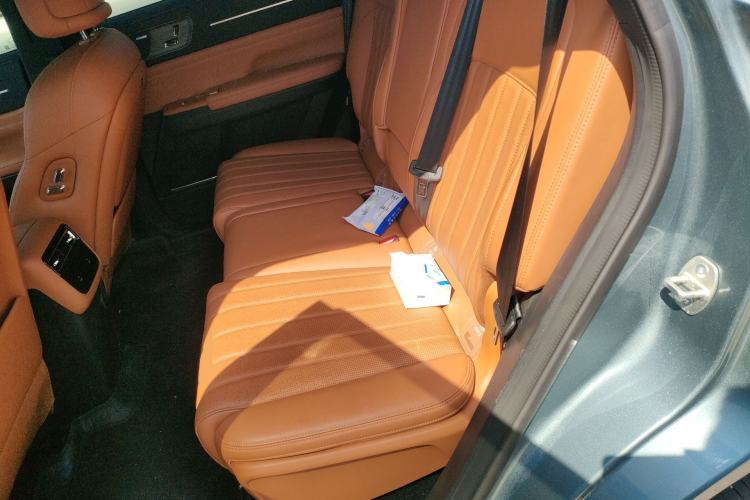 Used JETOUR X70L 2026 Model—2.0TD Automatic Flagship, 7-seater Left Rear Seat