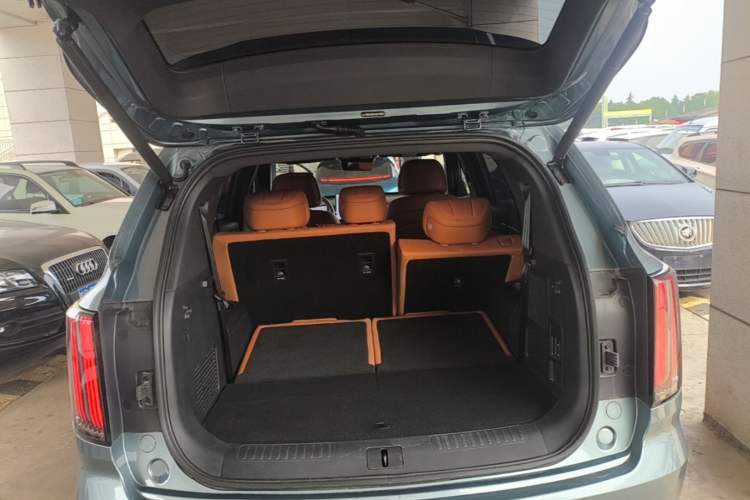Used JETOUR X70L 2026 Model—2.0TD Automatic Flagship, 7-seater Trunk