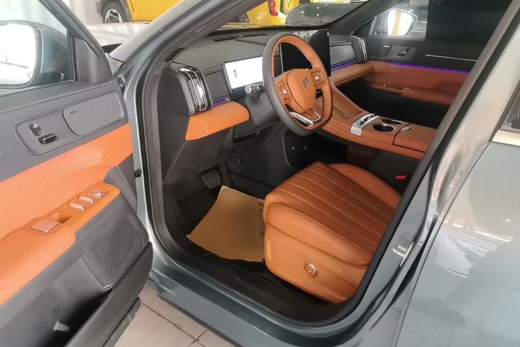 Used JETOUR X70L 2026 Model—2.0TD Automatic Flagship, 7-seater Driver Seat