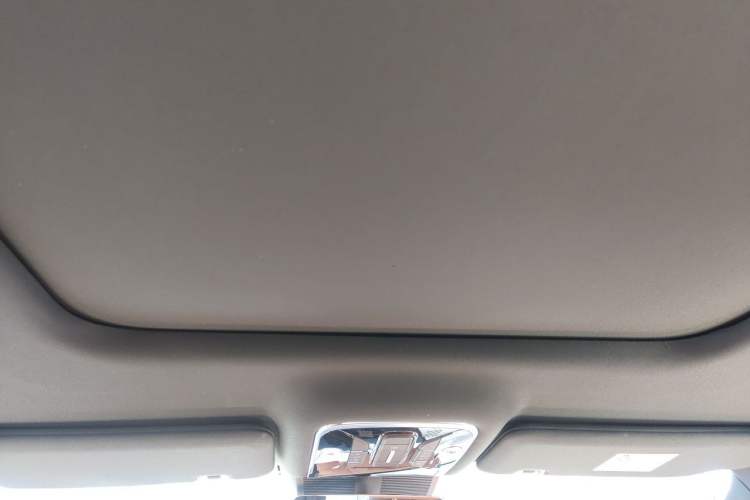 Used JETOUR X70L 2026 Model—2.0TD Automatic Flagship, 7-seater Headliner