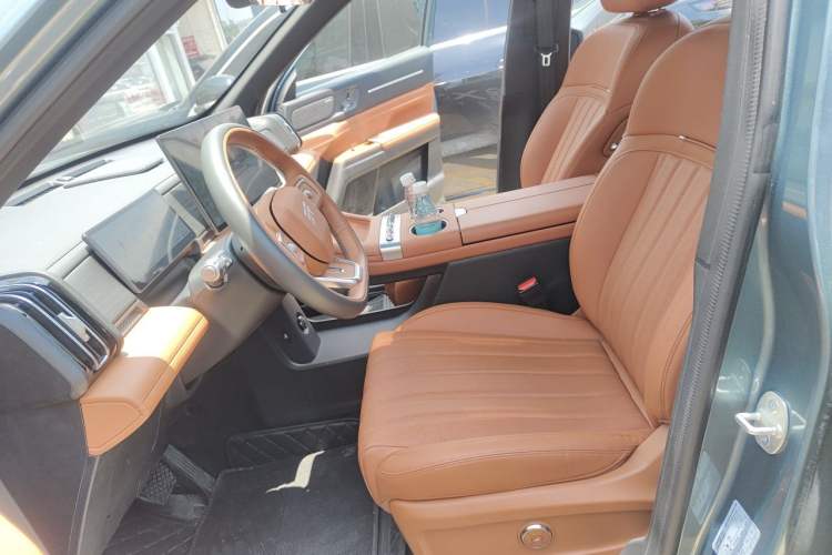 Used JETOUR X70L 2026 Model—2.0TD Automatic Flagship, 7-seater Left Front Seat