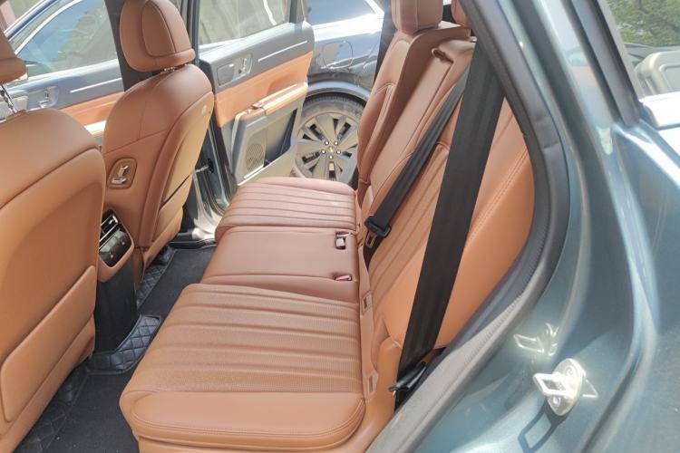Used JETOUR X70L 2026 Model—2.0TD Automatic Flagship, 7-seater Left Rear Seat