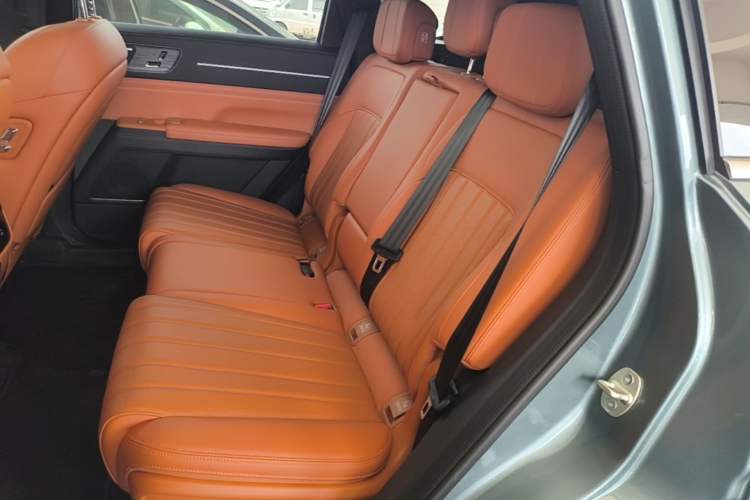 Used JETOUR X70L 2026 Model—2.0TD Automatic Flagship, 7-seater Left Rear Seat