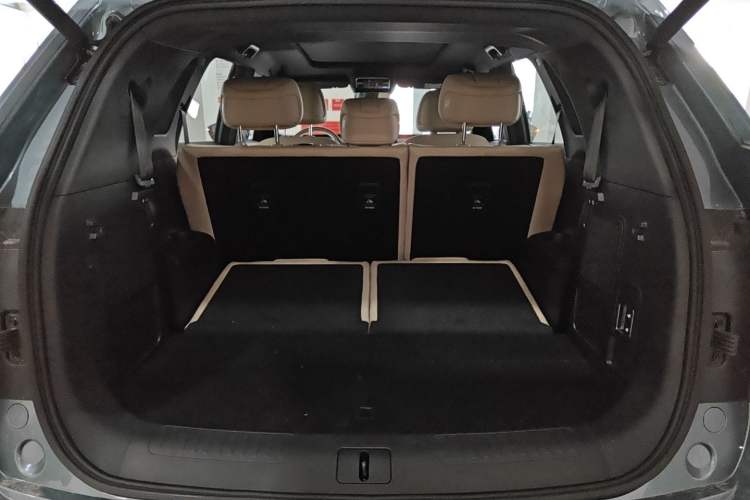 Used JETOUR X70L 2026 Model—2.0TD Automatic Flagship, 7-seater Trunk