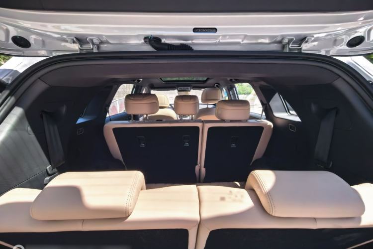 Used JETOUR X70L 2026 Model—1.5TD Dual-Clutch Comfort, 7-seater Interior 2