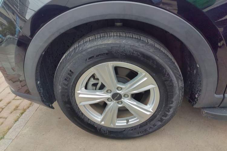 Used JETOUR X70M 2022 1.5T Manual Advanced Partner 7-Seater Left Front Wheel Hub