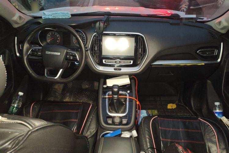 Used JETOUR X70M 2020 Revised 1.5T Manual Travel Companion Version 5 Seats Center Console