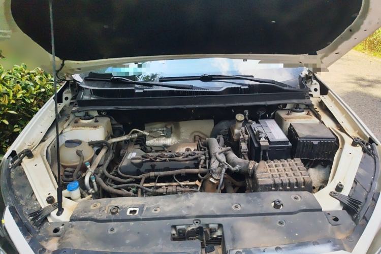 Used JETOUR X70M 2020 Revised 1.5T Manual Partner Version 6-Seater Engine Bay