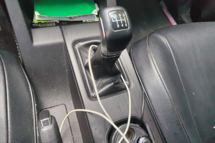 Used JETOUR X70M 2020 Revised 1.5T Manual Partner Version 6-Seater Gear Lever