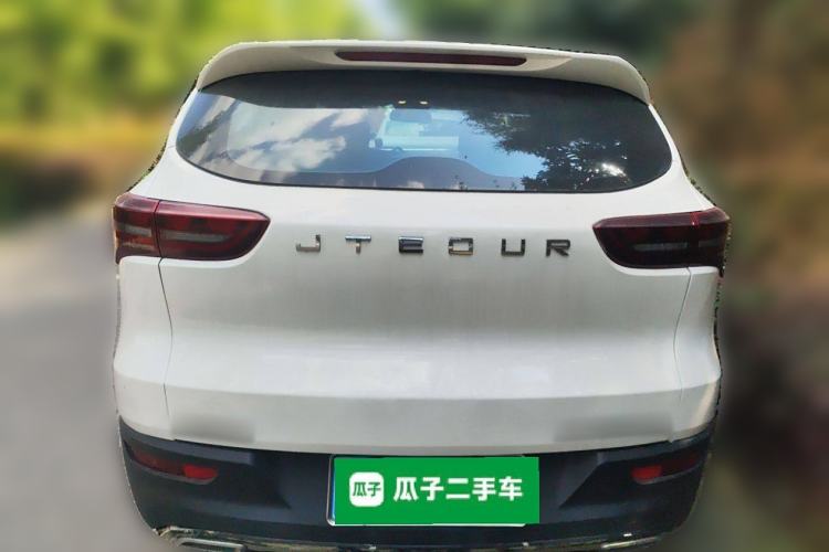Used JETOUR X70M 2020 Revised 1.5T Manual Partner Version 6-Seater Rear