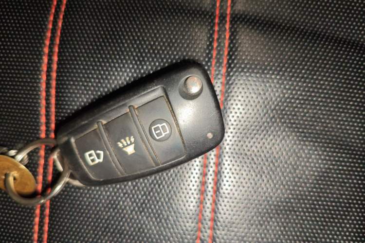 Used JETOUR X70M 2020 Revised 1.5T Manual Travel Companion Version 5 Seats Vehicle Key