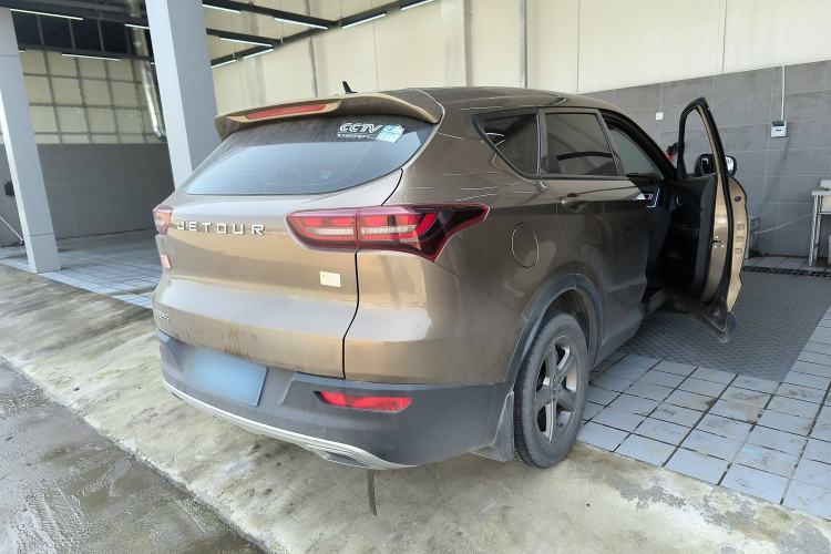 Used JETOUR X70M 2020 1.5T Manual Partner Model Exterior 3