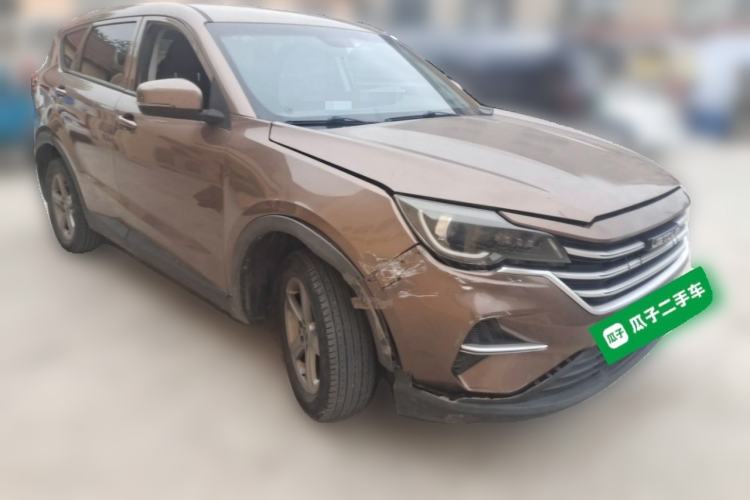 Used JETOUR X70M 2020 1.5T Manual Partner Model Front Right 45 Deg