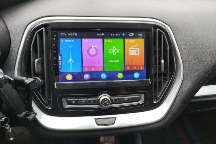 Used JETOUR X70M 2020 1.5T Manual Value-Packed 7-Seater Audio And AC Panel