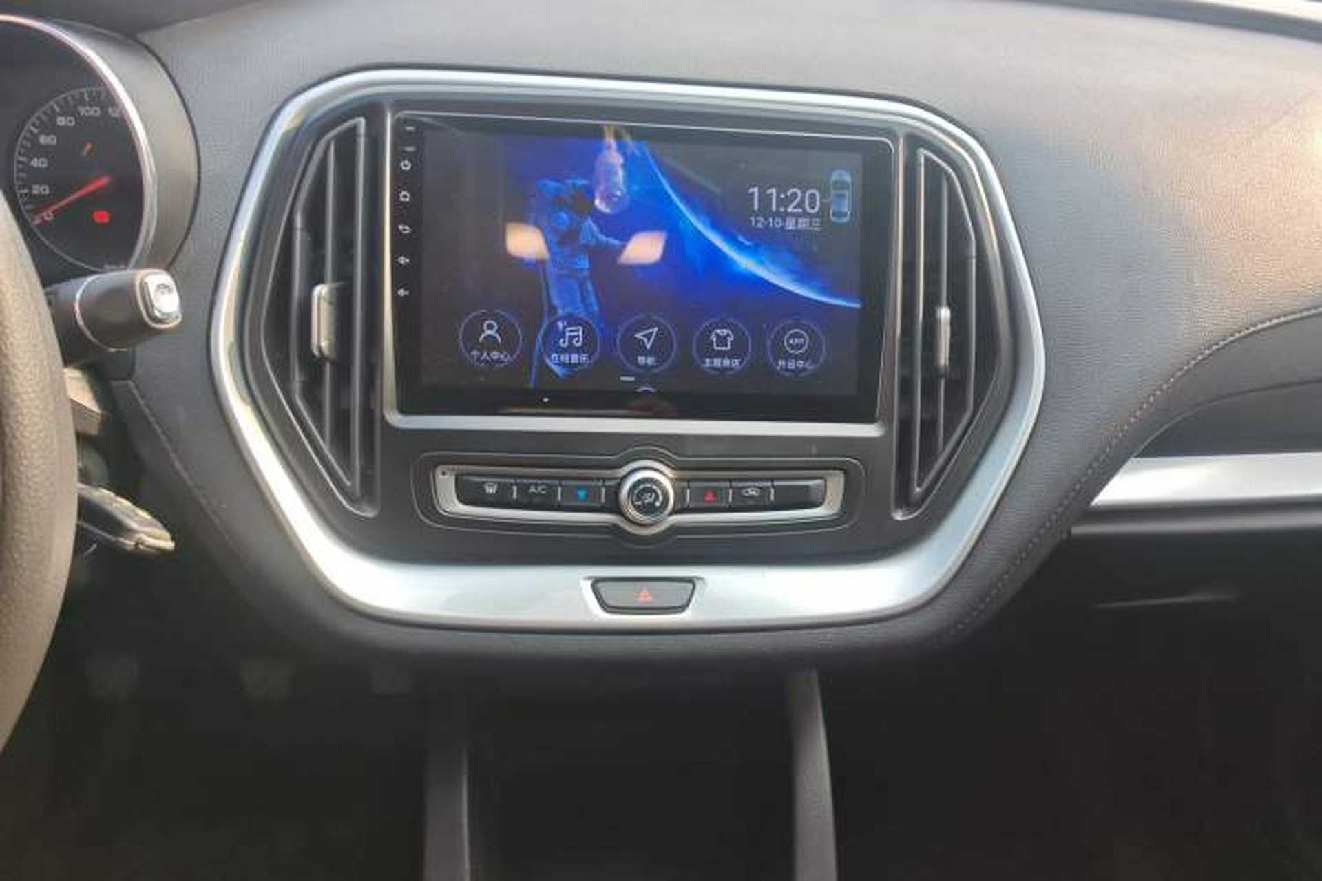Used JETOUR X70M 2020 Revised 1.5T Manual Partner Version 5-Seater Audio And AC Panel