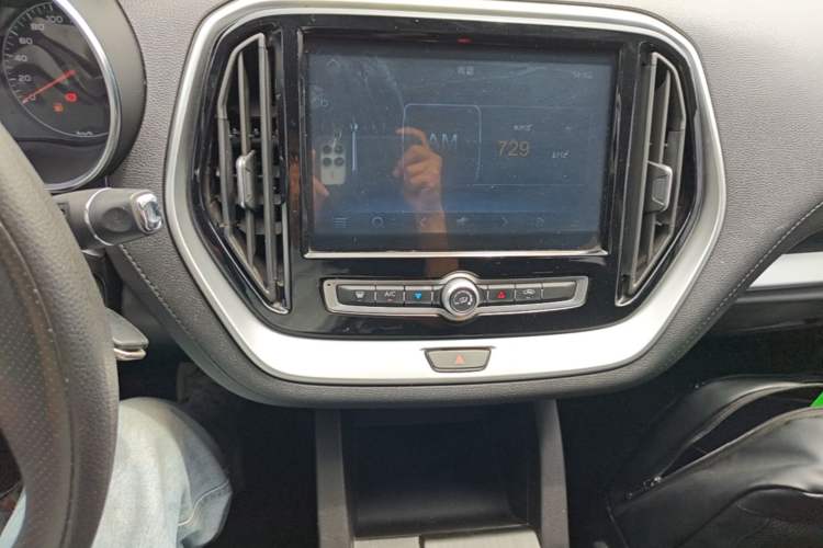 Used JETOUR X70M 2020 1.5T Manual Partner Model Audio And AC Panel